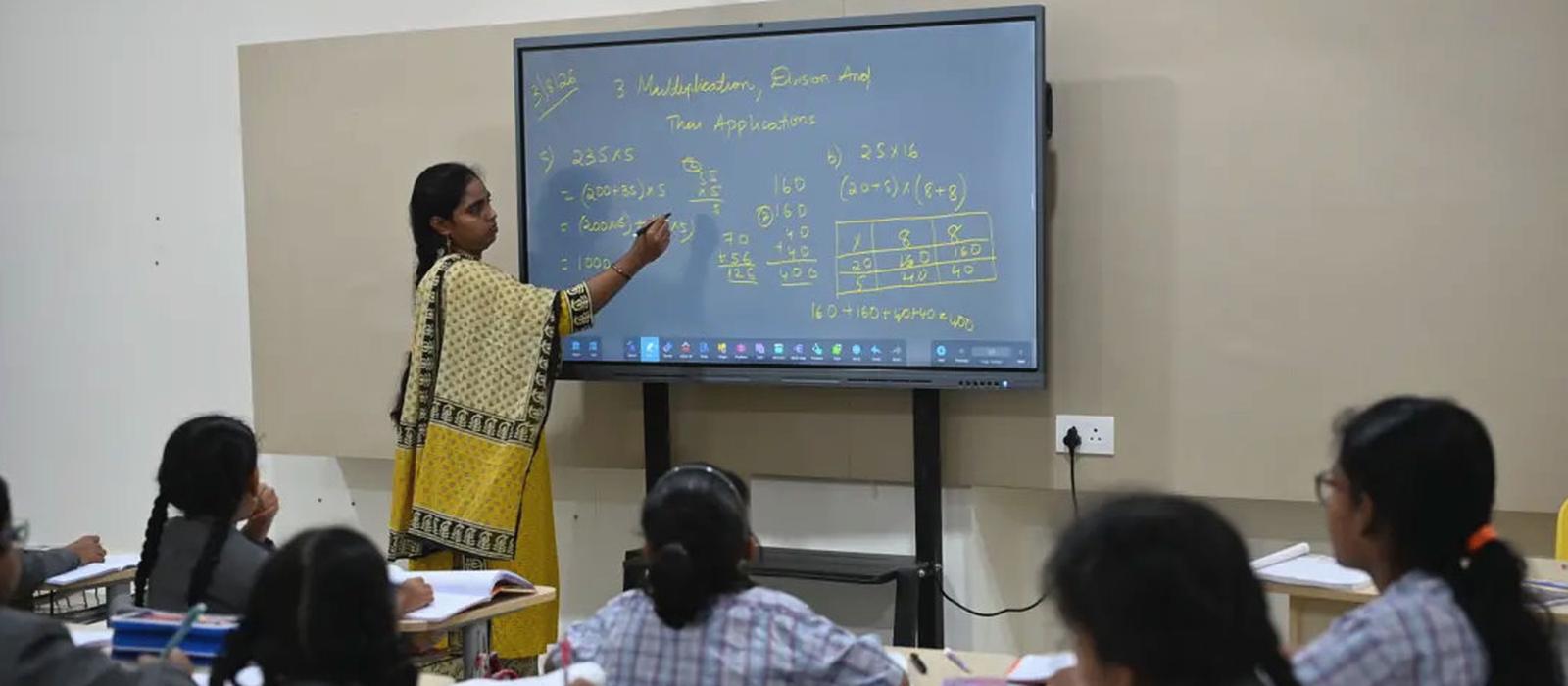 Middle School – Arkaas Vignan School